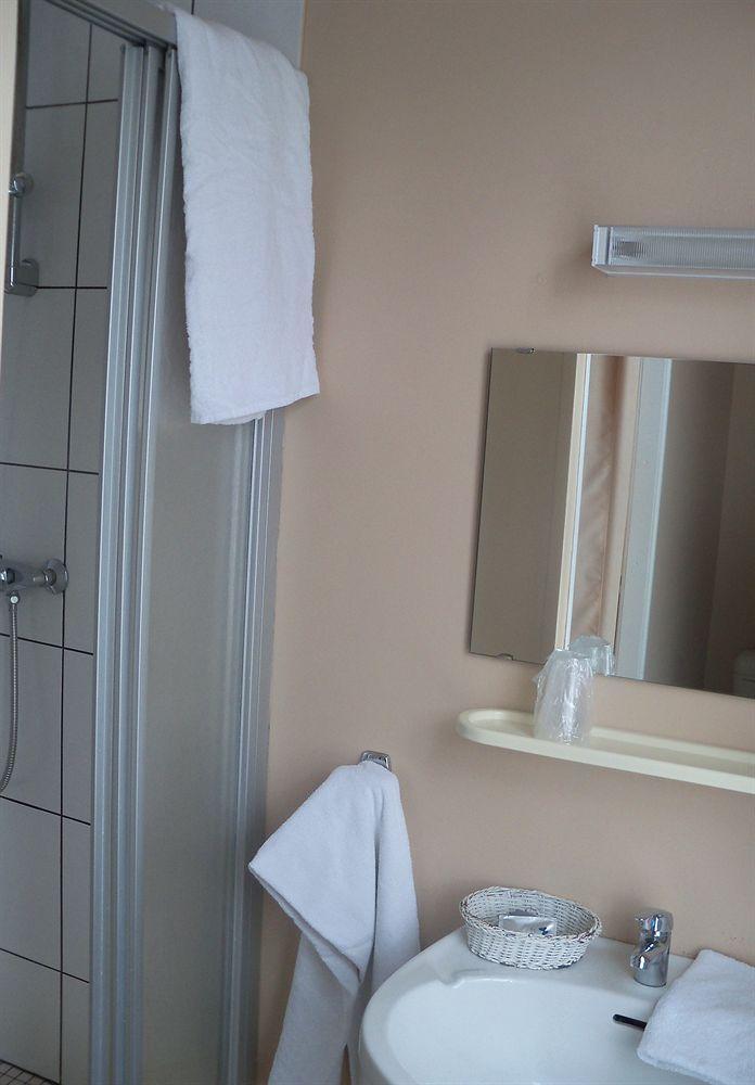 Le Rider Hotel Bort-les-Orgues Luaran gambar