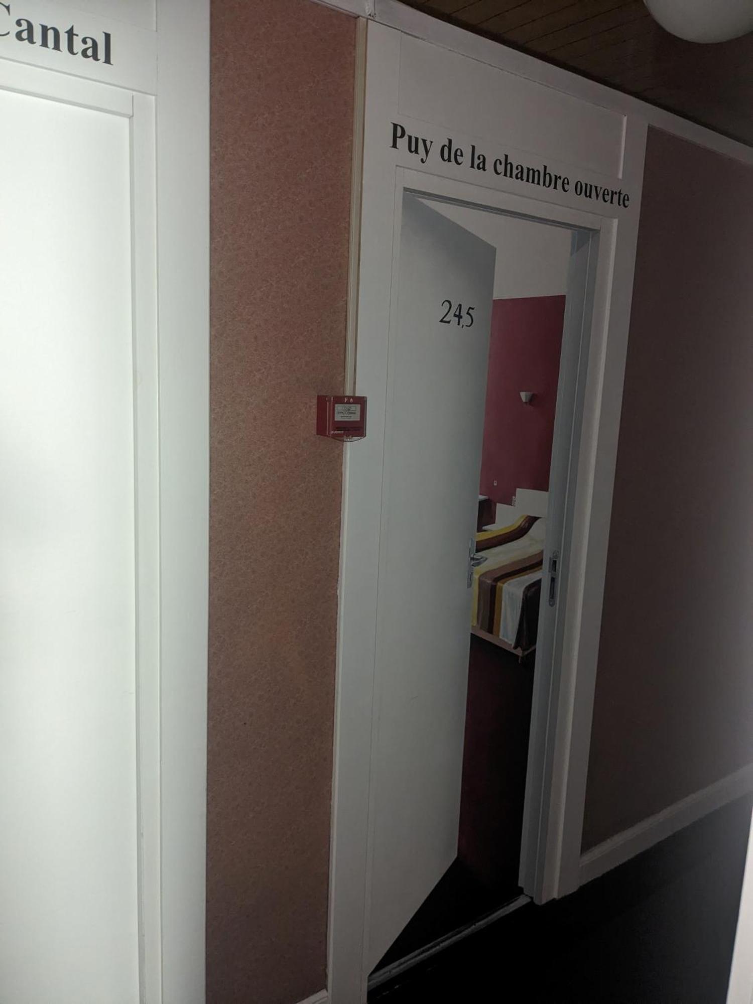 Le Rider Hotel Bort-les-Orgues Luaran gambar