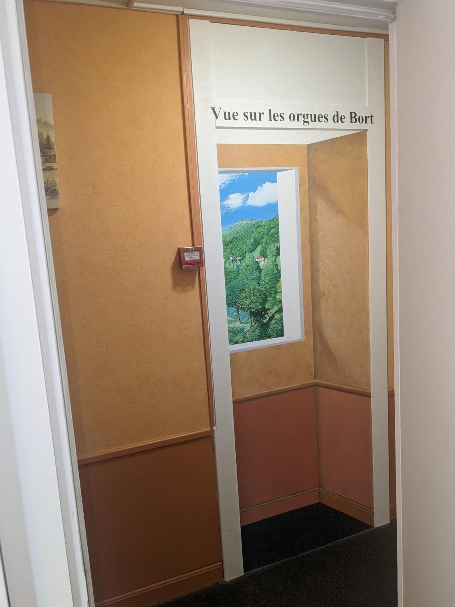 Le Rider Hotel Bort-les-Orgues Luaran gambar