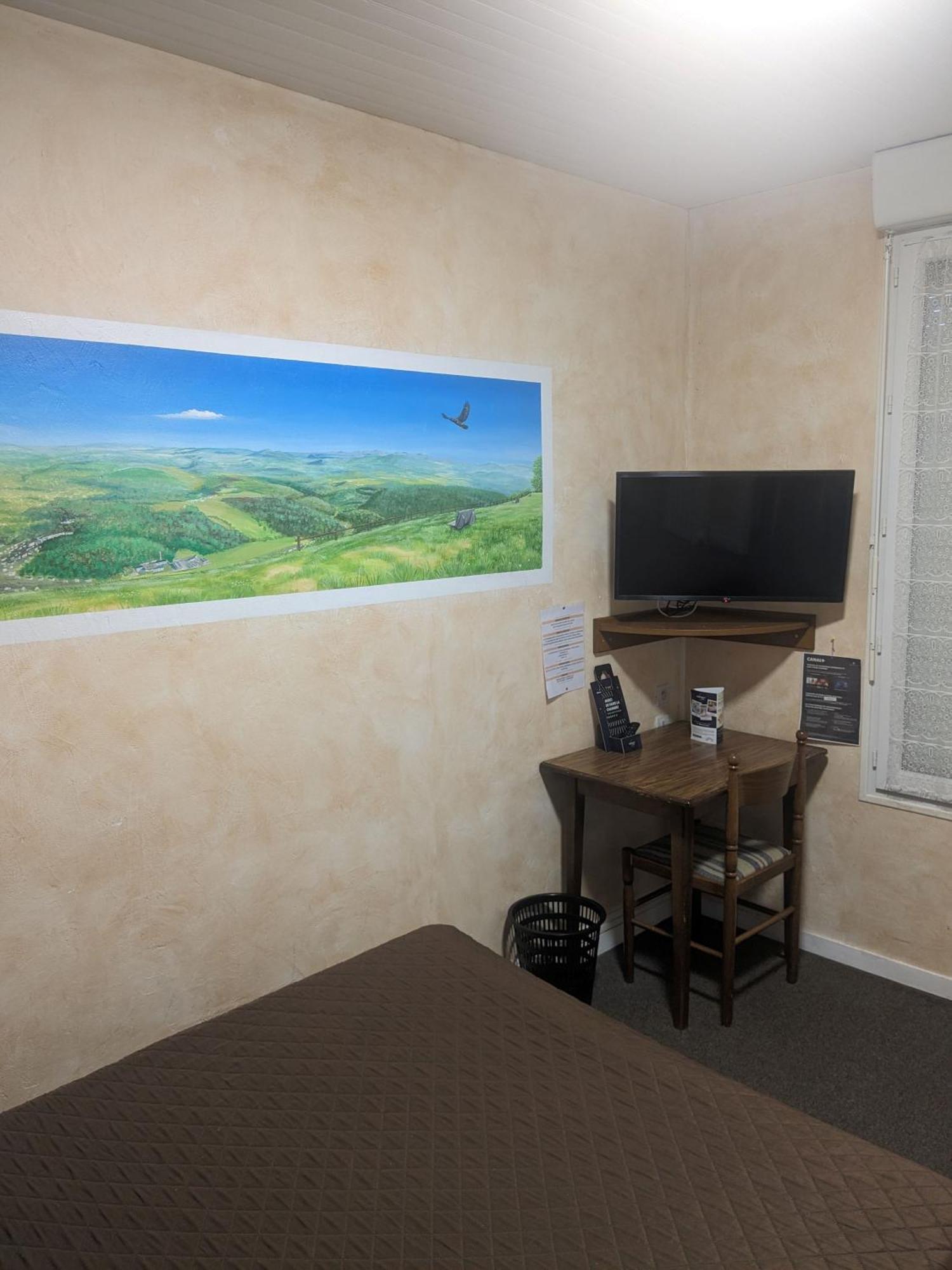 Le Rider Hotel Bort-les-Orgues Luaran gambar