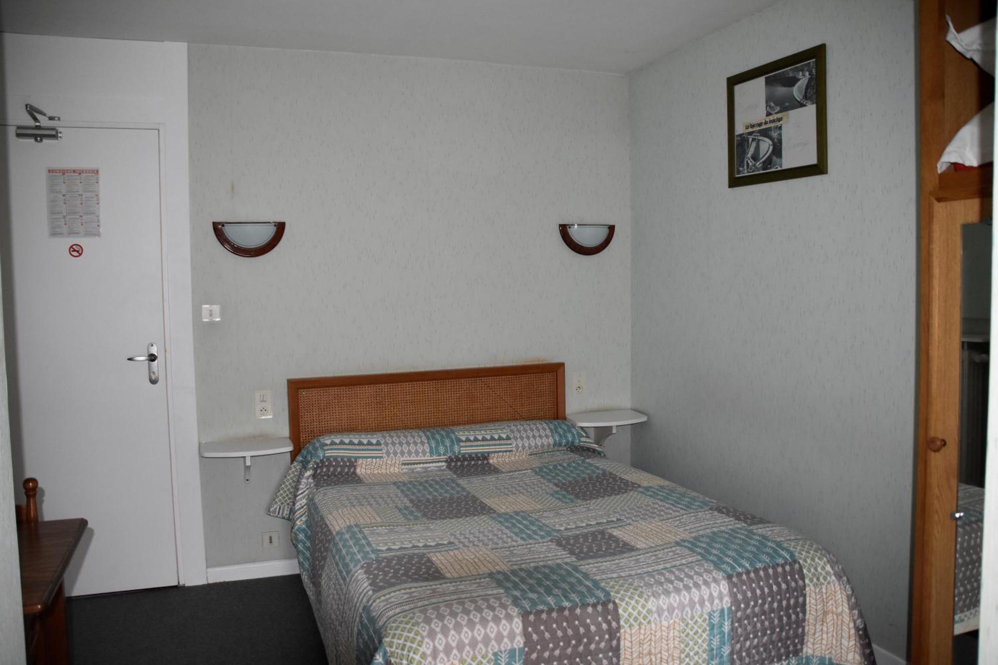 Le Rider Hotel Bort-les-Orgues Luaran gambar