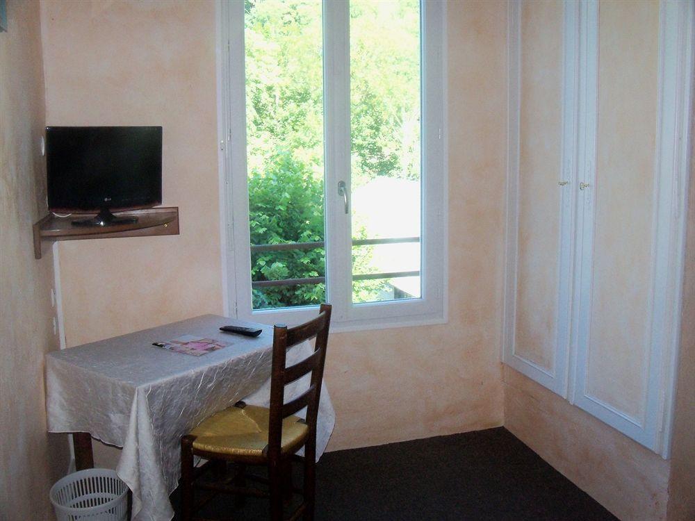 Le Rider Hotel Bort-les-Orgues Luaran gambar
