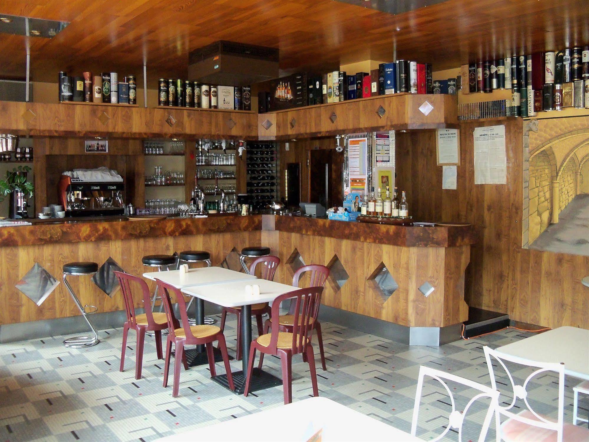 Le Rider Hotel Bort-les-Orgues Luaran gambar